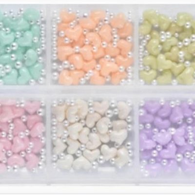 Caja Exotic Nails Mix Charms de Corazones con perlas