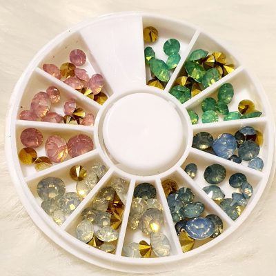 Carrusel de Cristal de Incrustacion tonos Opal ,Exotic Nails
