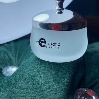 Godete matificado tapa plata Nails