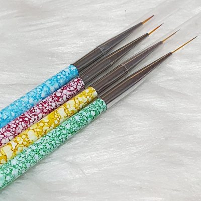 Set de 4 pinceles linner mármol