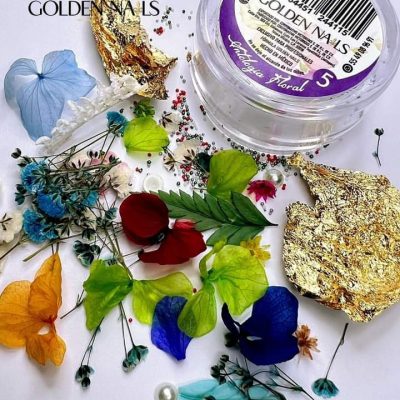 Antología Floral #5 Golden Nails