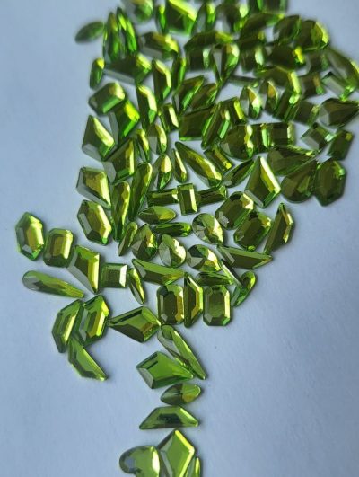 Cristal Mix Lovely Nails de Figuras Verde Limon