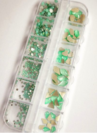 Cristal Mix Lovely Nails redondo y de Figuras Opal Verde