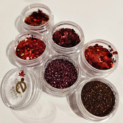 Deco mix Exotic Nails Rojo
hojas de maple ,glitter holo ,colita holografica