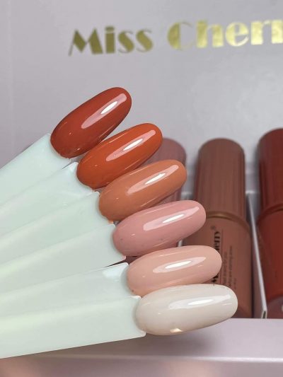 Gama Miss Cherry D 6 tonos 18 ml
Nude