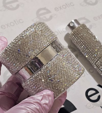 Dispensador de cremita Con Cristales tornasol 
Exotic nails