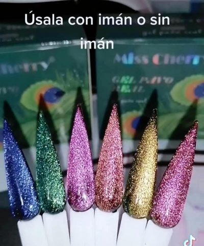 Gama Miss cherry Cat eye Pavoreal